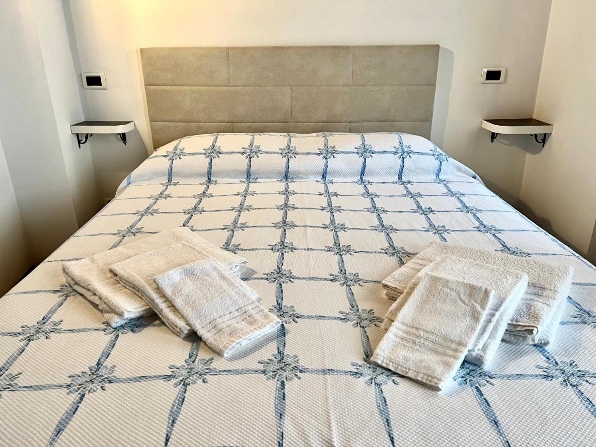 Vittoria Holiday House 斯特雷萨 外观 照片