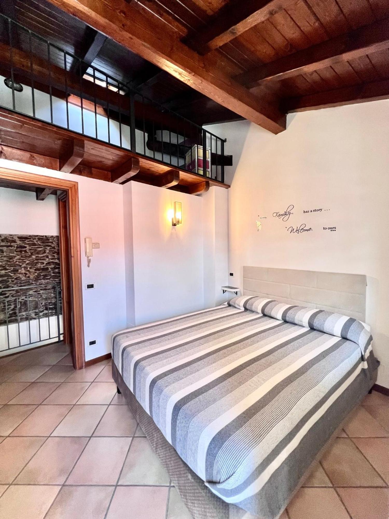 Vittoria Holiday House 斯特雷萨 外观 照片