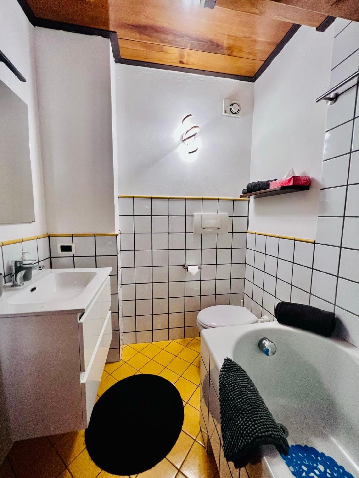 Vittoria Holiday House 斯特雷萨 外观 照片